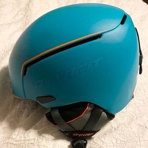 Dynafit Beast Ski/Snowboarding/Snow Sport Helmet